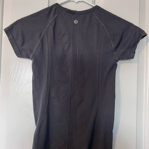 Lululemon Gray Swiftly Tech Short Sleeve Race Length